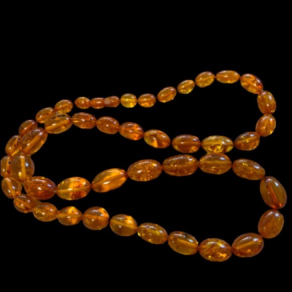 Vintage Natural Baltic amber bead necklace - Picture 4 of 12
